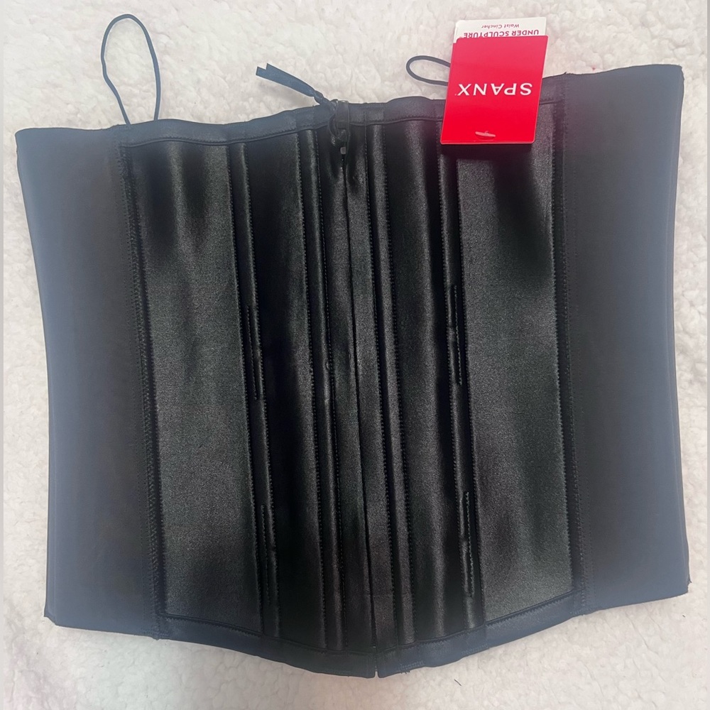 NWT SPANX Faja corset waist trainer size small